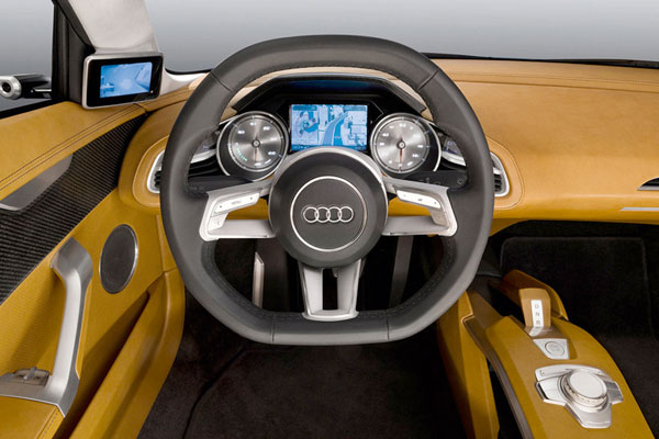 Audi E-tron или R4 2012?
